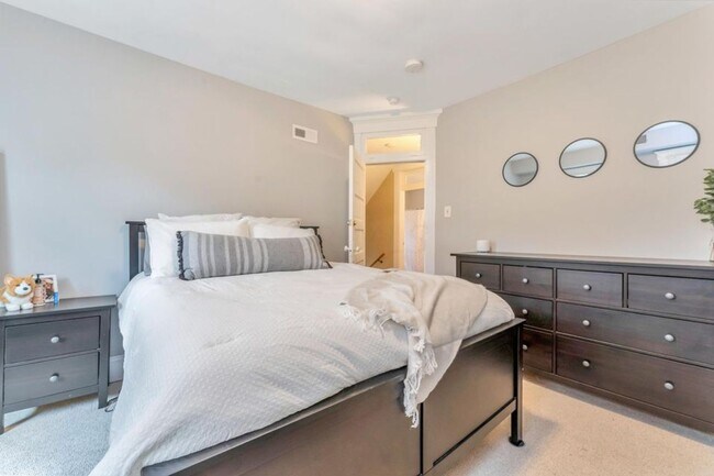 Photo - 1497 Belmont Ave Unit 1497