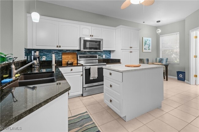 Building Photo - 20040 Seagrove St Unit 1602