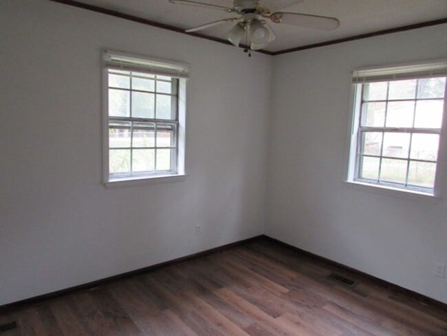 Photo - Country setting!!!