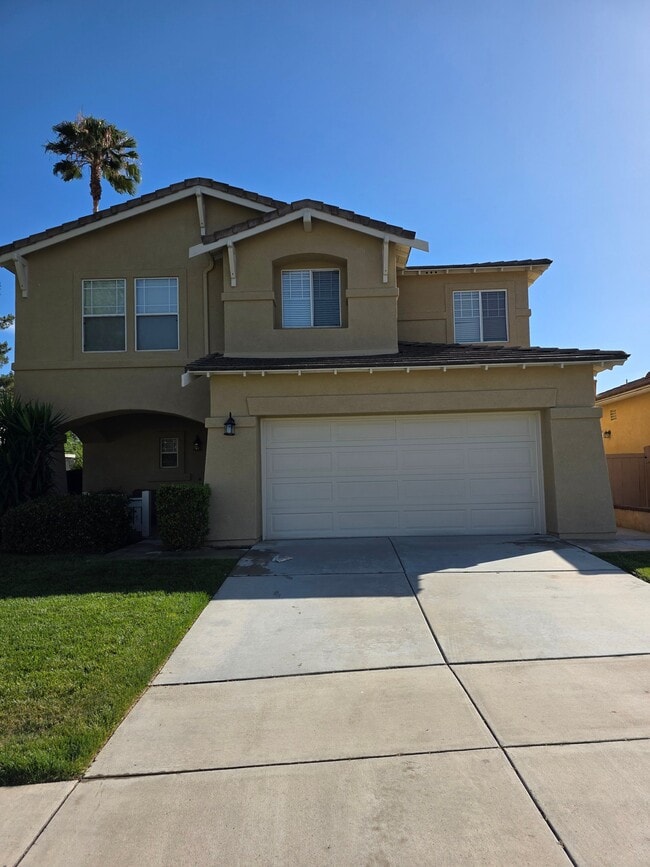 Building Photo - 43075 Avola Ct