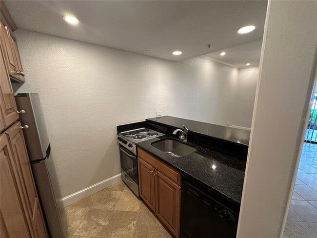 Photo - 36750 US Hwy 19 N Unidad 3-115