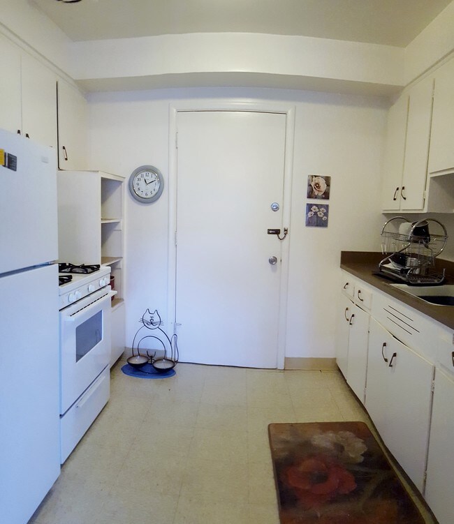 Photo - Oakwood Garden Apartments