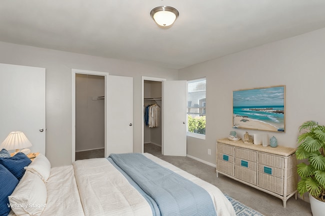 Ravenwood Apartments