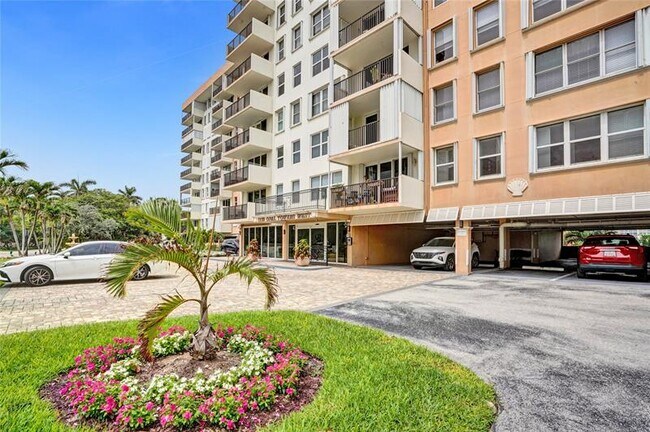 Photo - 1150 Hillsboro Mile Unit 1016