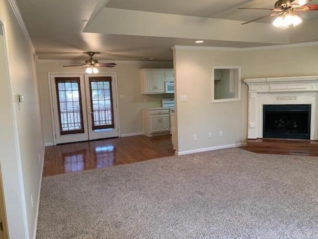 Photo - 27 Broadmoor Cir