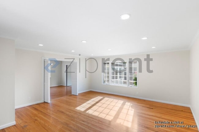 Photo - 3868 Bucknall Rd