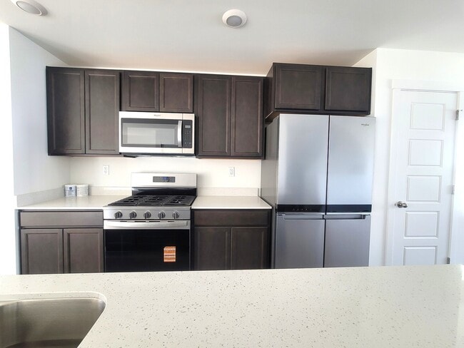 Photo - 6550 Linden Trl