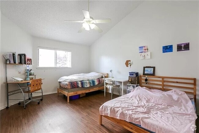 Building Photo - 1808 Rio Grande St Unit #10 Rental