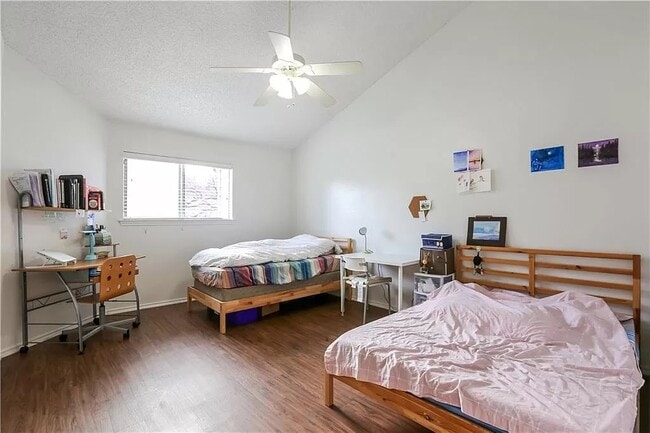 Building Photo - 1808 Rio Grande St Unit #10 Rental