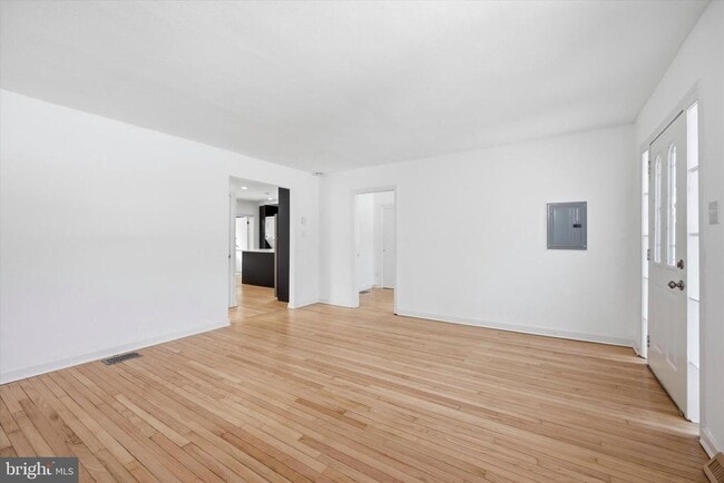 Photo - 734 Sunnyside Ave