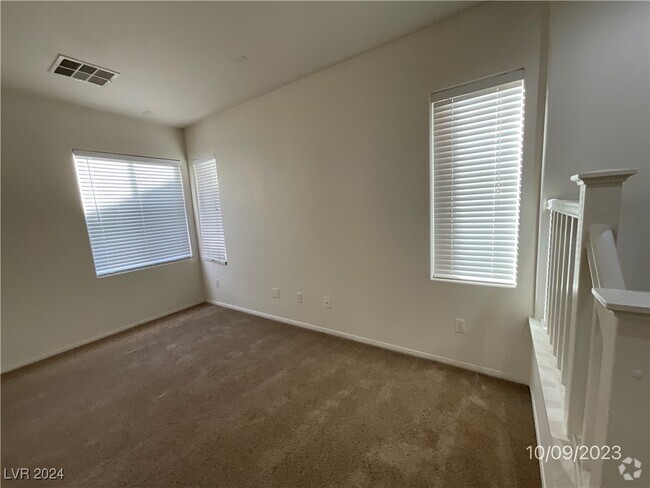 Building Photo - 9586 Whiptail St Rental