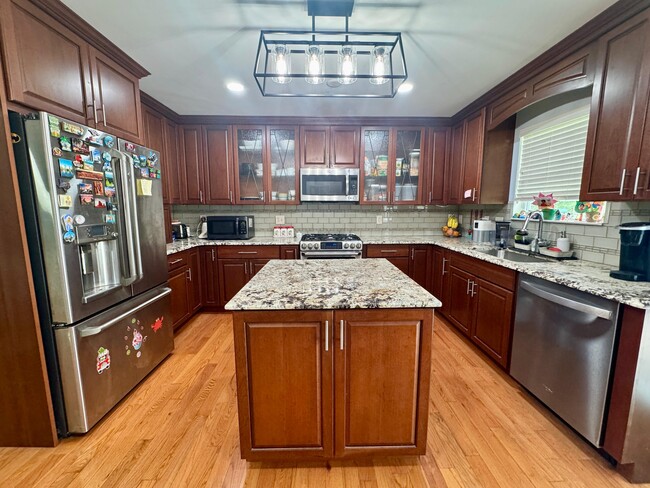 Photo - 233 Grace Manor Dr