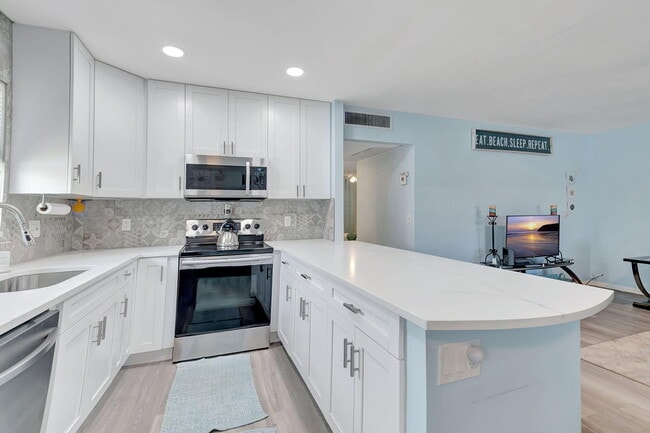 Photo - 89 Flanders Way Unit B