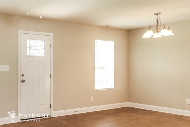 Photo - 315 E Georgia Ave