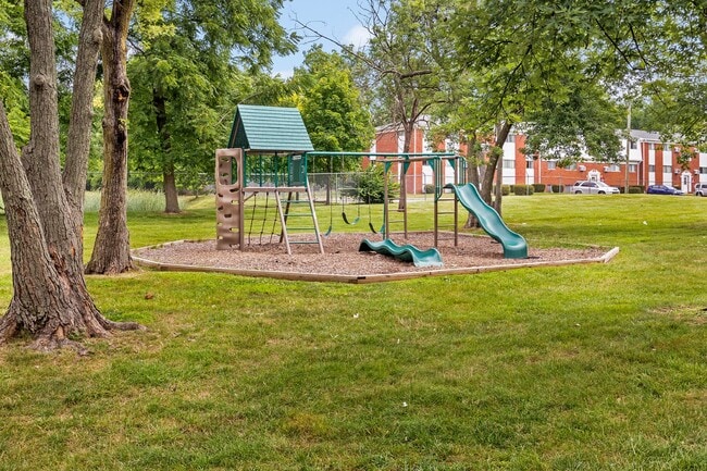 Greenway Apartments