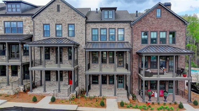 Photo - 375 Chiswick Cir Townhome
