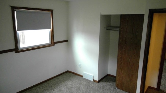 Bedroom - 4221 Harvard Rd