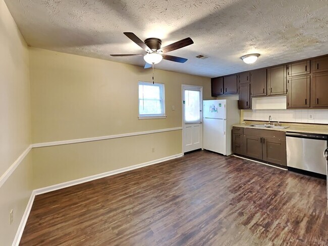 Photo - 3599 Mansfield Ln