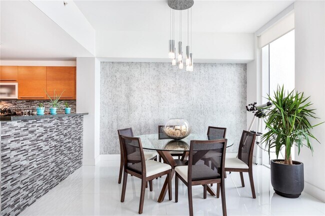 Photo - 244 Biscayne Blvd Unidad 4604