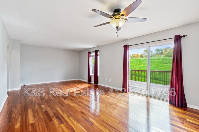 Photo - 2711 Canterbury Dr