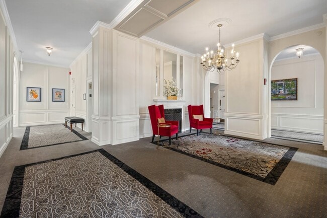 Photo - 4300 N Marine Dr Unit 602