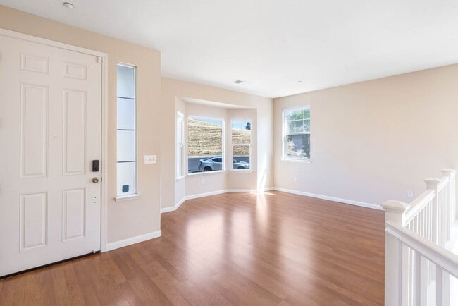 Photo - Gorgeous 4 Bedroom with SOLAR in Shadow Lakes!