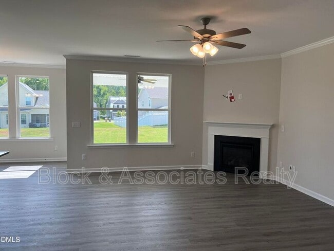 Photo - 262 Streamliner Blvd
