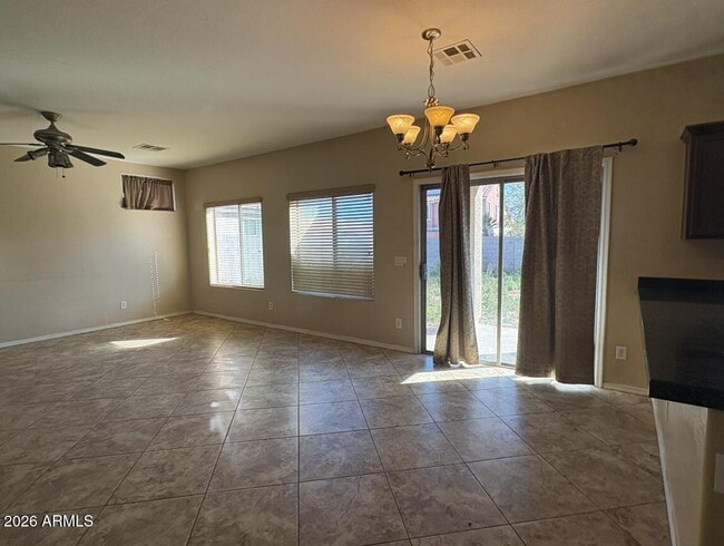 Photo - 25825 W Miami St