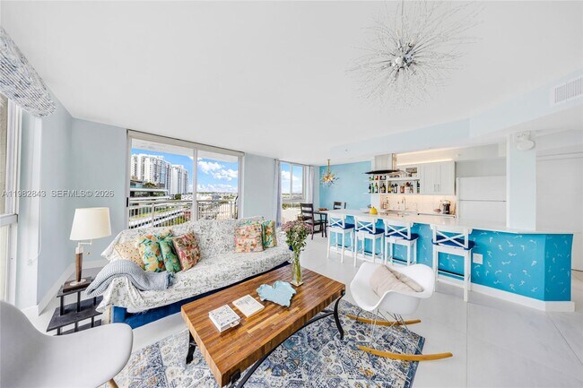 Photo - 1688 West Ave Unidad 801