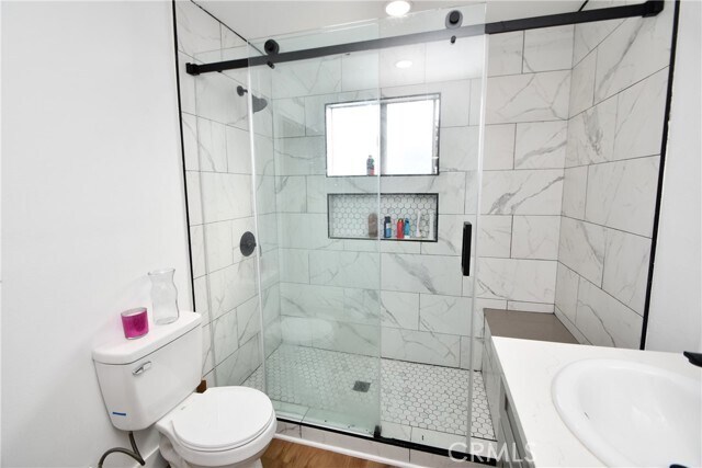 Photo - 4028 160th St