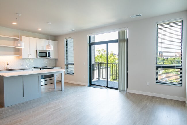 Photo - Avenir Apartments