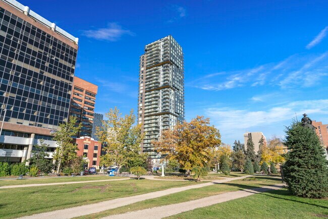 Photo - 310-612 12 Ave SW