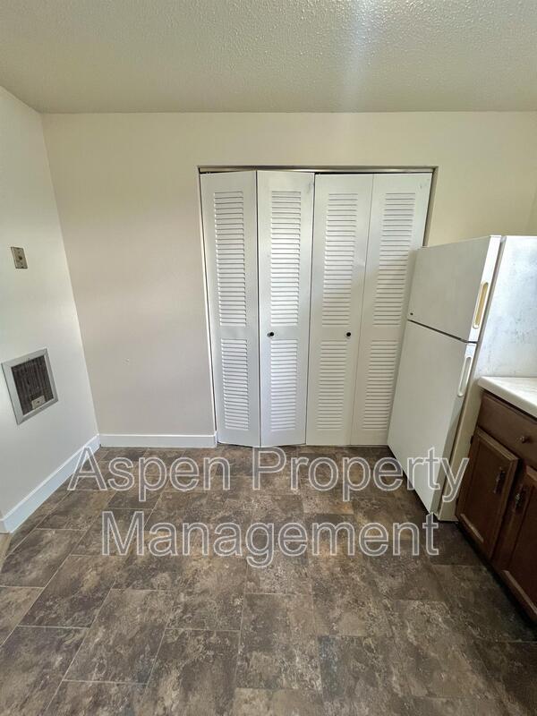 Photo - 2216 Piper Pl