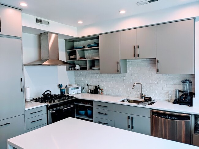 Photo - 121 S Jackson St Unit 1