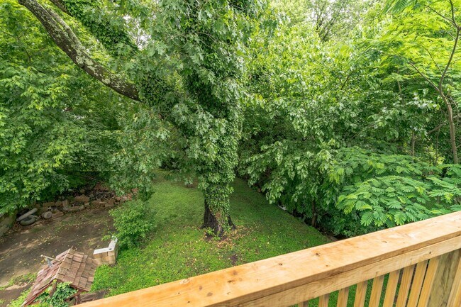 Photo - 512 Granville Dr SW Unit B