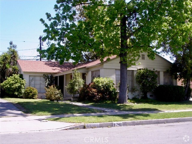 Building Photo - 8738 Tilden Ave Rental