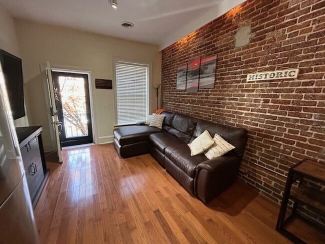 Photo - UNFURNISHED DOWNTOWN APARTMENT