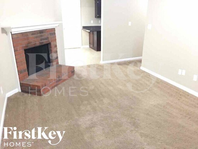 Photo - 7090 Maryland Ct