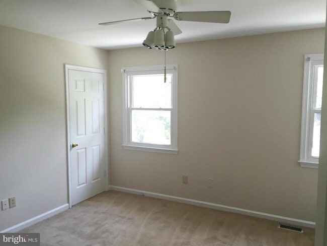 Photo - 32 Tarleton Way