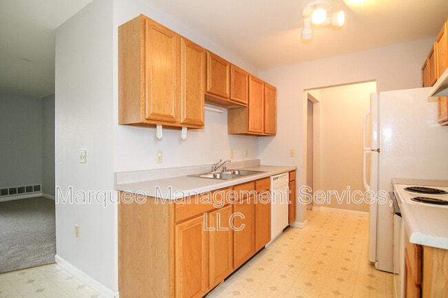Photo - 112 Talon Pl
