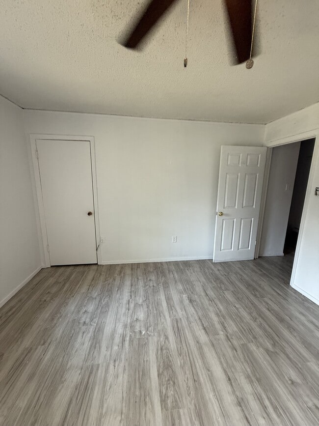 Photo - 4860 Chesterwood Ct