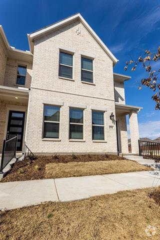 Building Photo - 4704 Corriente Vista Ln Rental