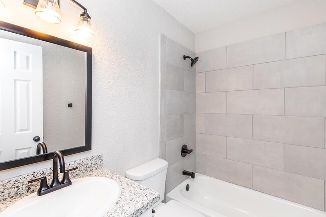 Bathroom - Bend at Oak Forest Apartments