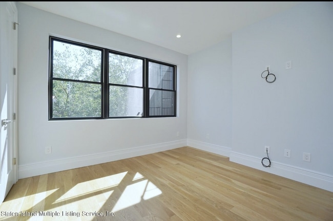 413 Westervelt Ave Unit 3rd Floor