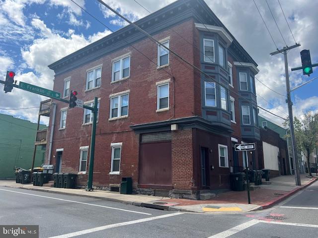 Building Photo - 149 E Franklin St