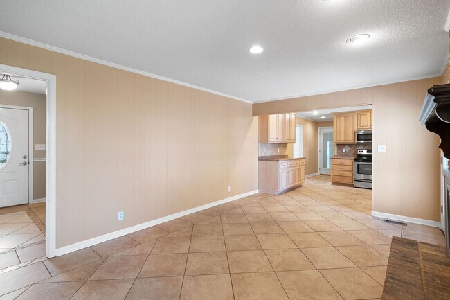 Photo - Charming 3-Bedroom Home for Rent in Sango ...