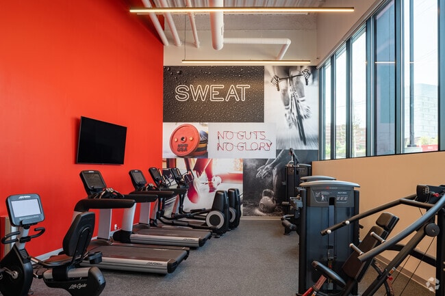 Photo - Steelcote Square