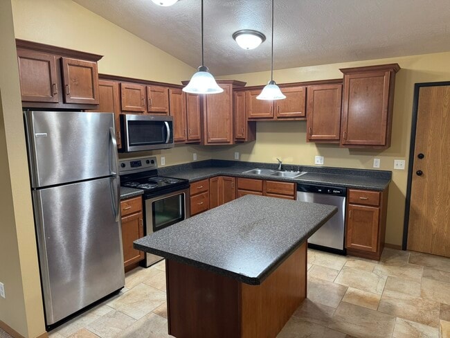 Meadow Ridge Apartments
