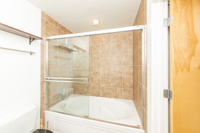 Photo - 630 N Franklin St Unit 704