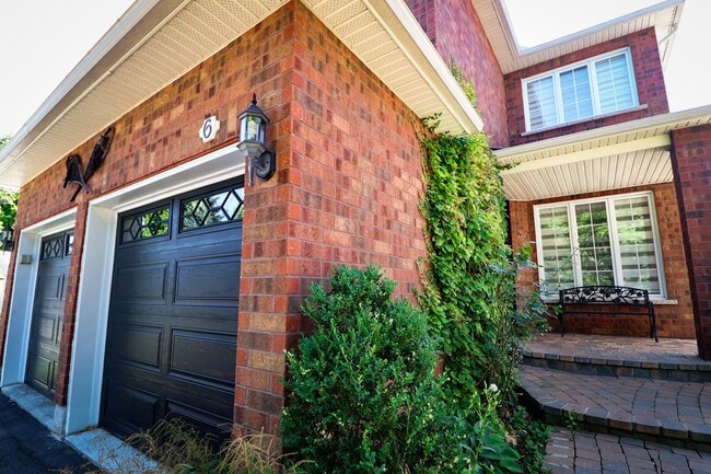 Photo - 6 Bellingham Pl